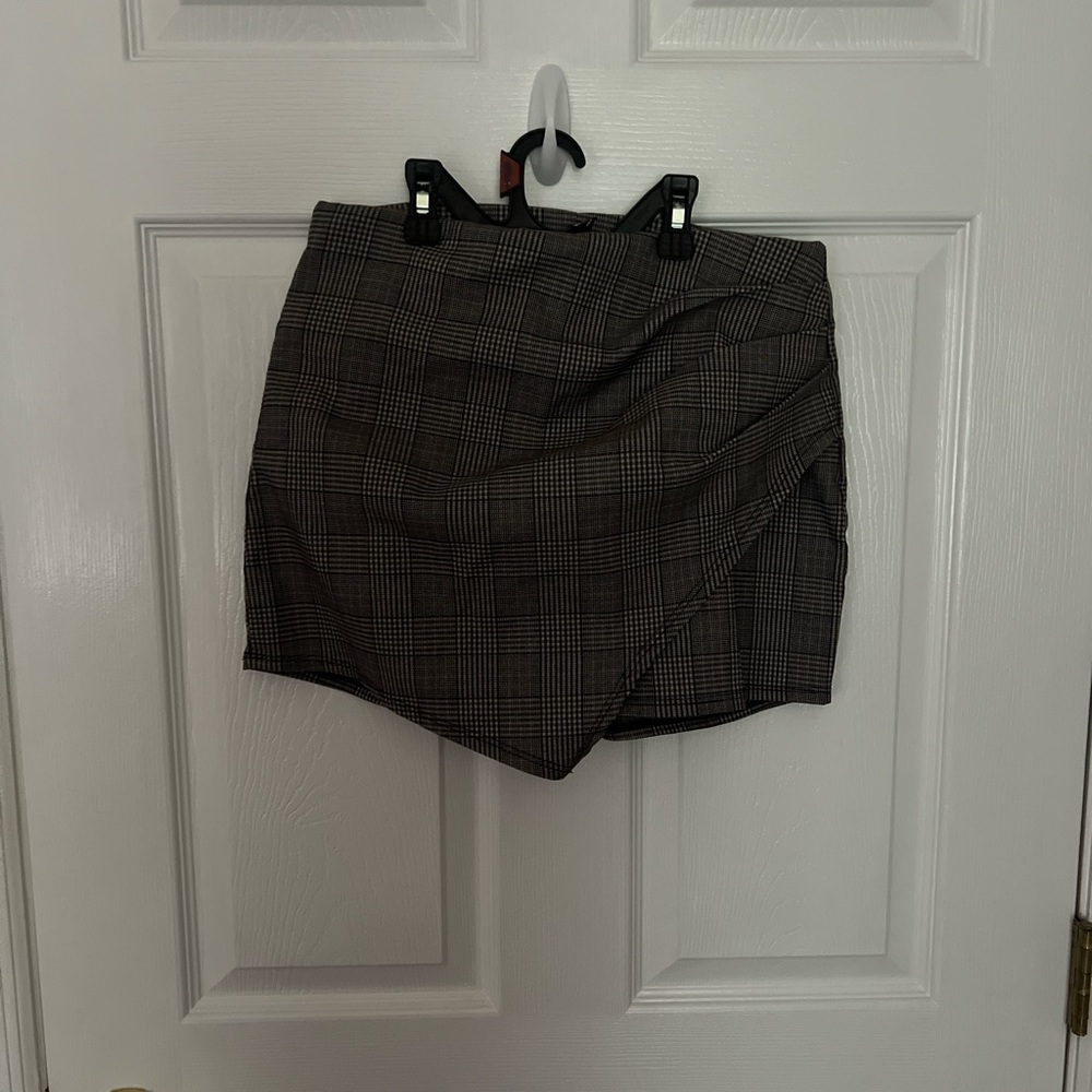 Windsor Black and Brown Checkered Skirt